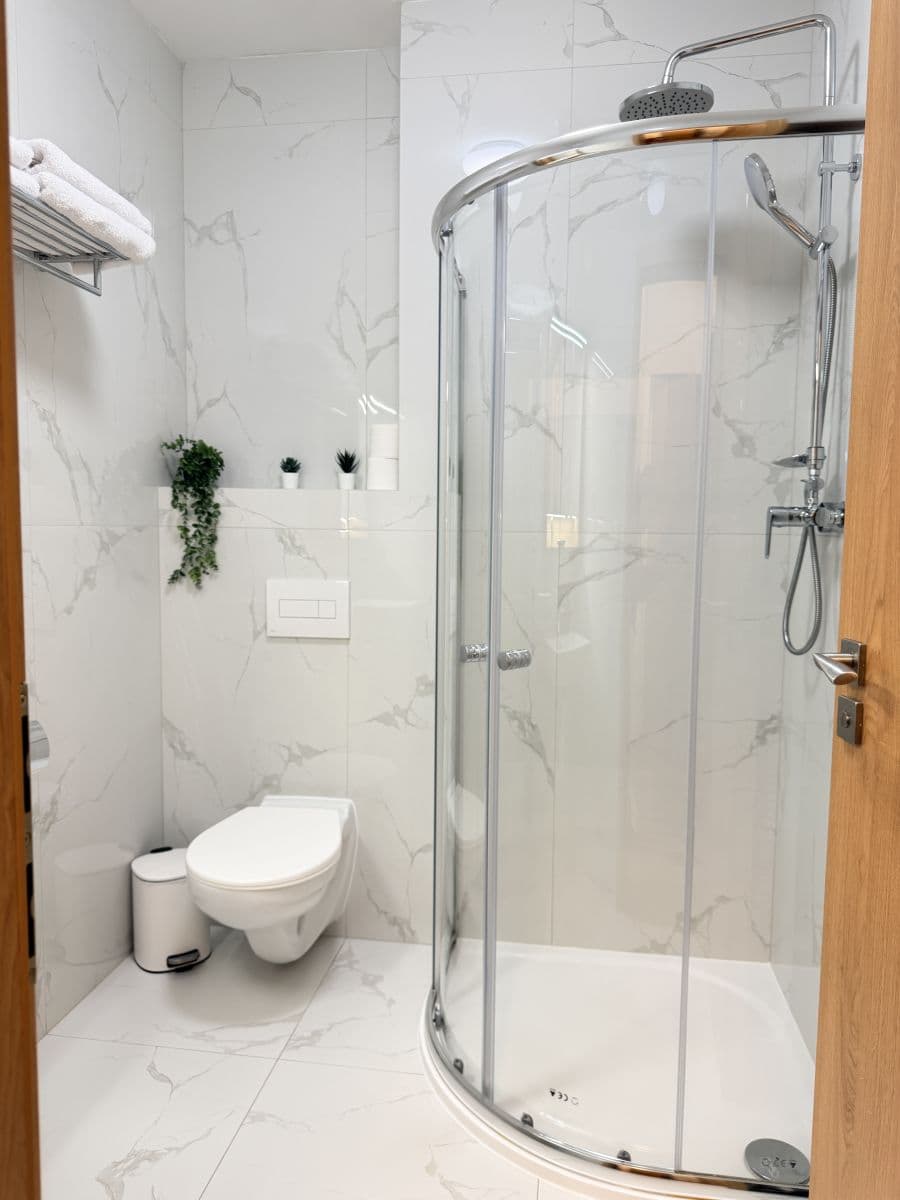 Pronájem bytu 43 m², Zbraslavská, Praha, Praha Pronájem bytu 43 m², Zbraslavská, Praha, Praha