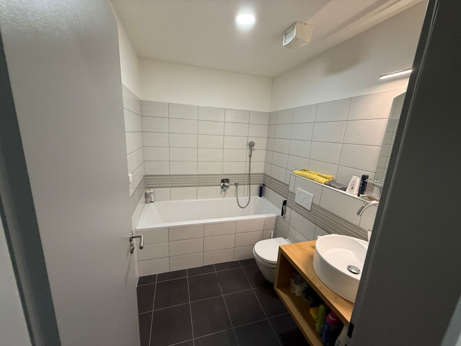Pronájem bytu 1+kk 35 m², Jeremiášova, Praha, Praha Pronájem bytu 1+kk 35 m², Jeremiášova, Praha, Praha