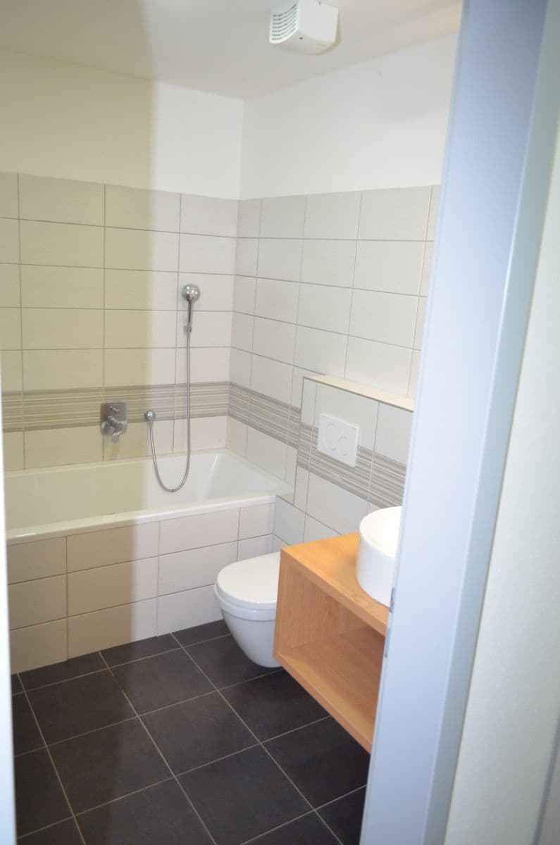 Pronájem bytu 1+kk 35 m², Jeremiášova, Praha, Praha Pronájem bytu 1+kk 35 m², Jeremiášova, Praha, Praha