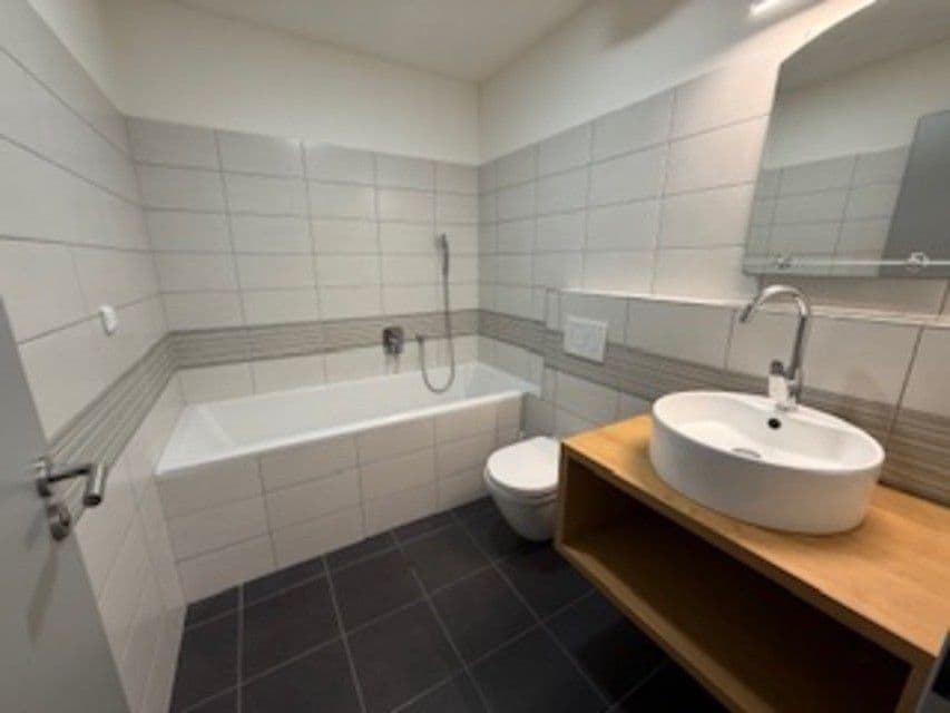 Pronájem bytu 1+kk 35 m², Jeremiášova, Praha, Praha Pronájem bytu 1+kk 35 m², Jeremiášova, Praha, Praha