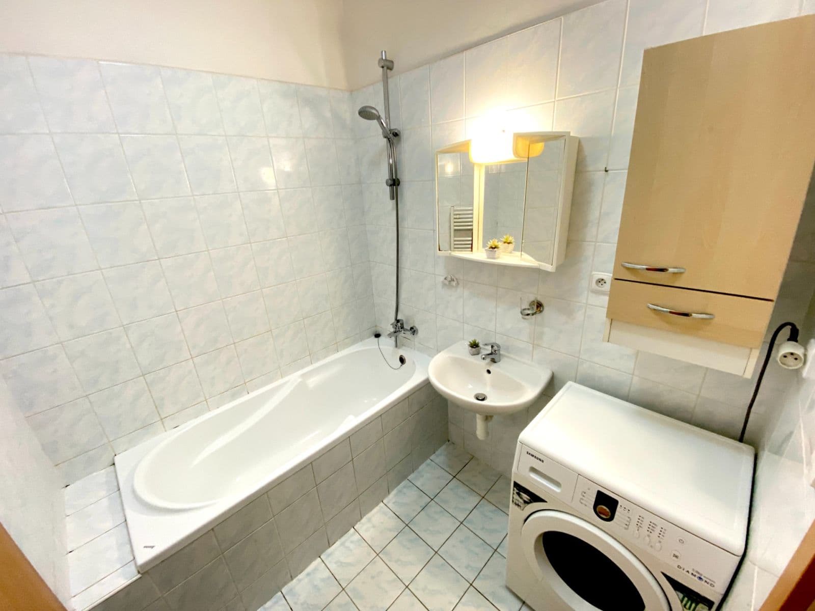 Prodej bytu 3+kk 58 m², Vladycká, Praha, Praha Prodej bytu 3+kk 58 m², Vladycká, Praha, Praha