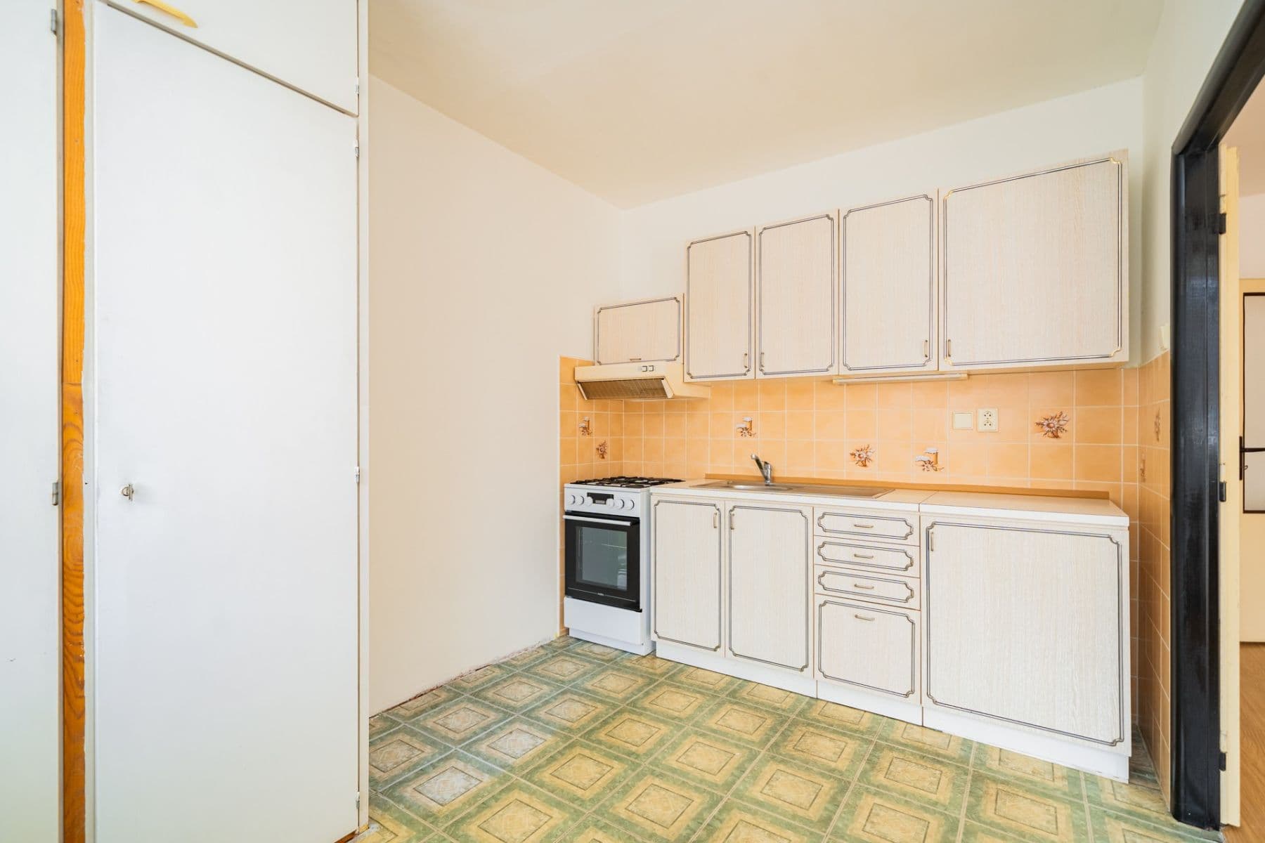 Pronájem bytu 1+1 44 m², V Podluží, Praha, Praha Pronájem bytu 1+1 44 m², V Podluží, Praha, Praha