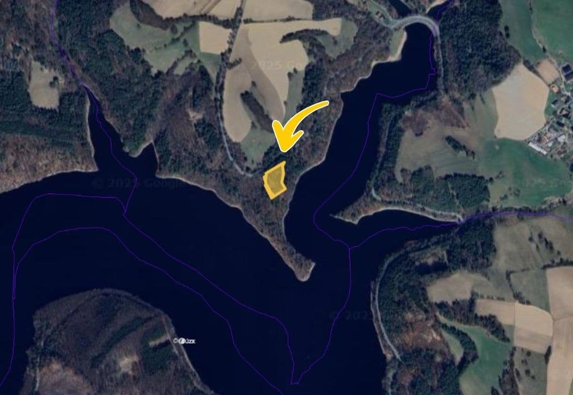 Prodej pozemku 5.200 m², Chlum-Korouhvice, Kraj Vysočina Prodej pozemku 5.200 m², Chlum-Korouhvice, Kraj Vysočina