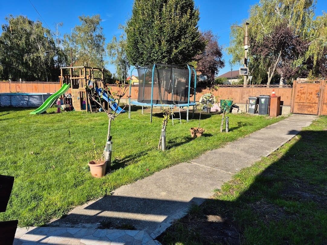 Prodej domu 320 m², pozemek 1.303 m², Ňárad, Trnavský kraj Prodej domu 320 m², pozemek 1.303 m², Ňárad, Trnavský kraj