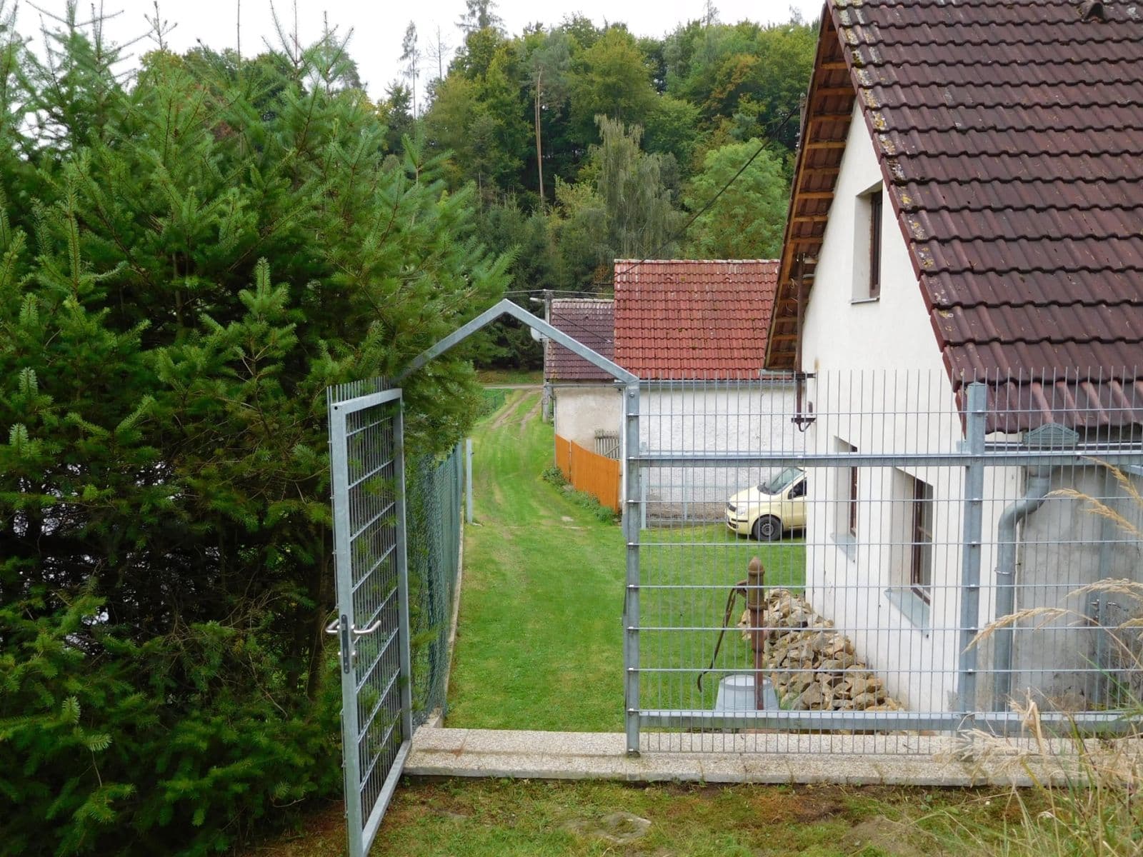 Prodej chaty, chalupy 105 m², pozemek 360 m², Vlastec, Jihočeský kraj Prodej chaty, chalupy 105 m², pozemek 360 m², Vlastec, Jihočeský kraj