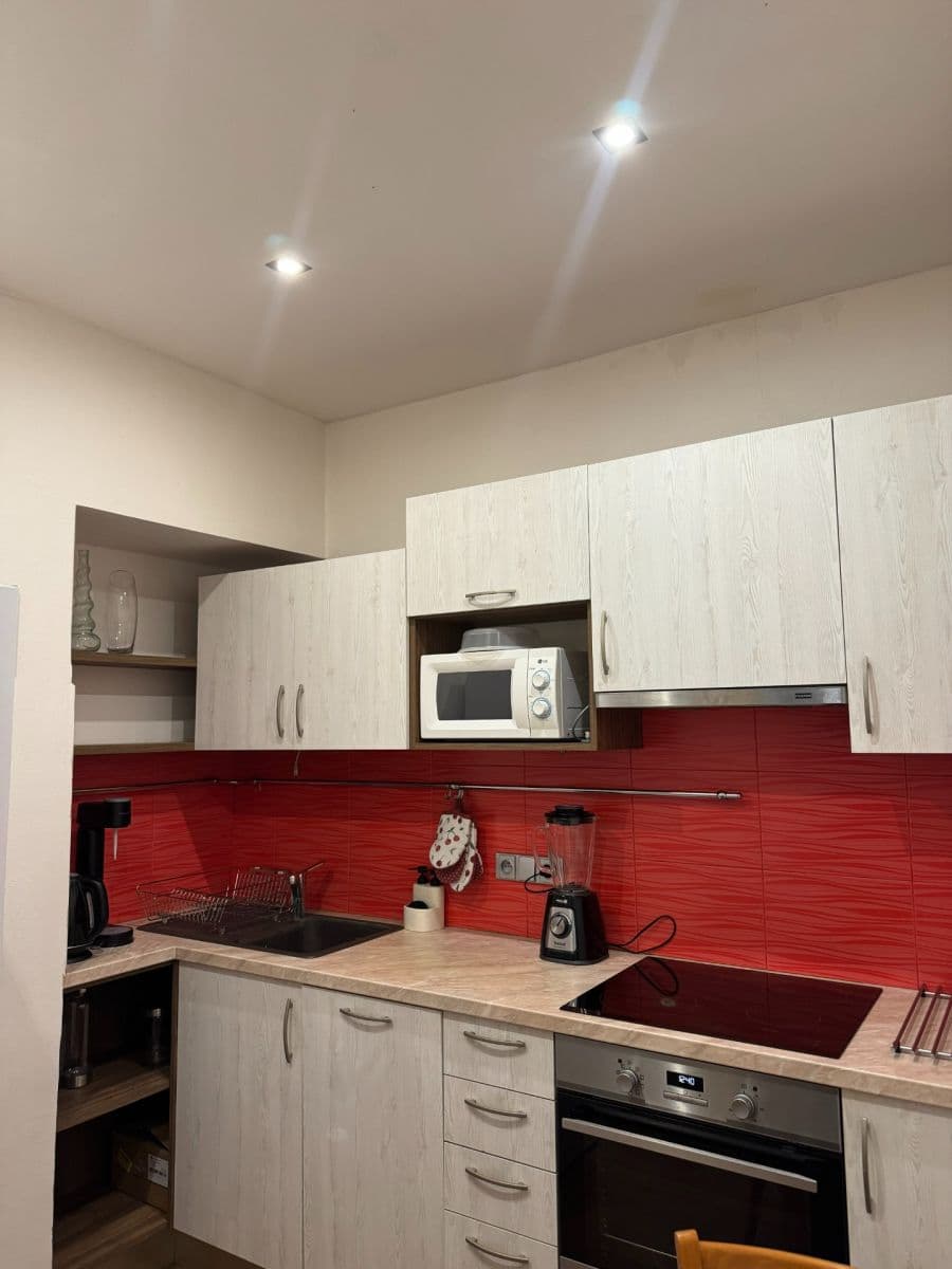 Pronájem bytu 3+1 75 m², Sudoměřská, Praha, Praha Pronájem bytu 3+1 75 m², Sudoměřská, Praha, Praha