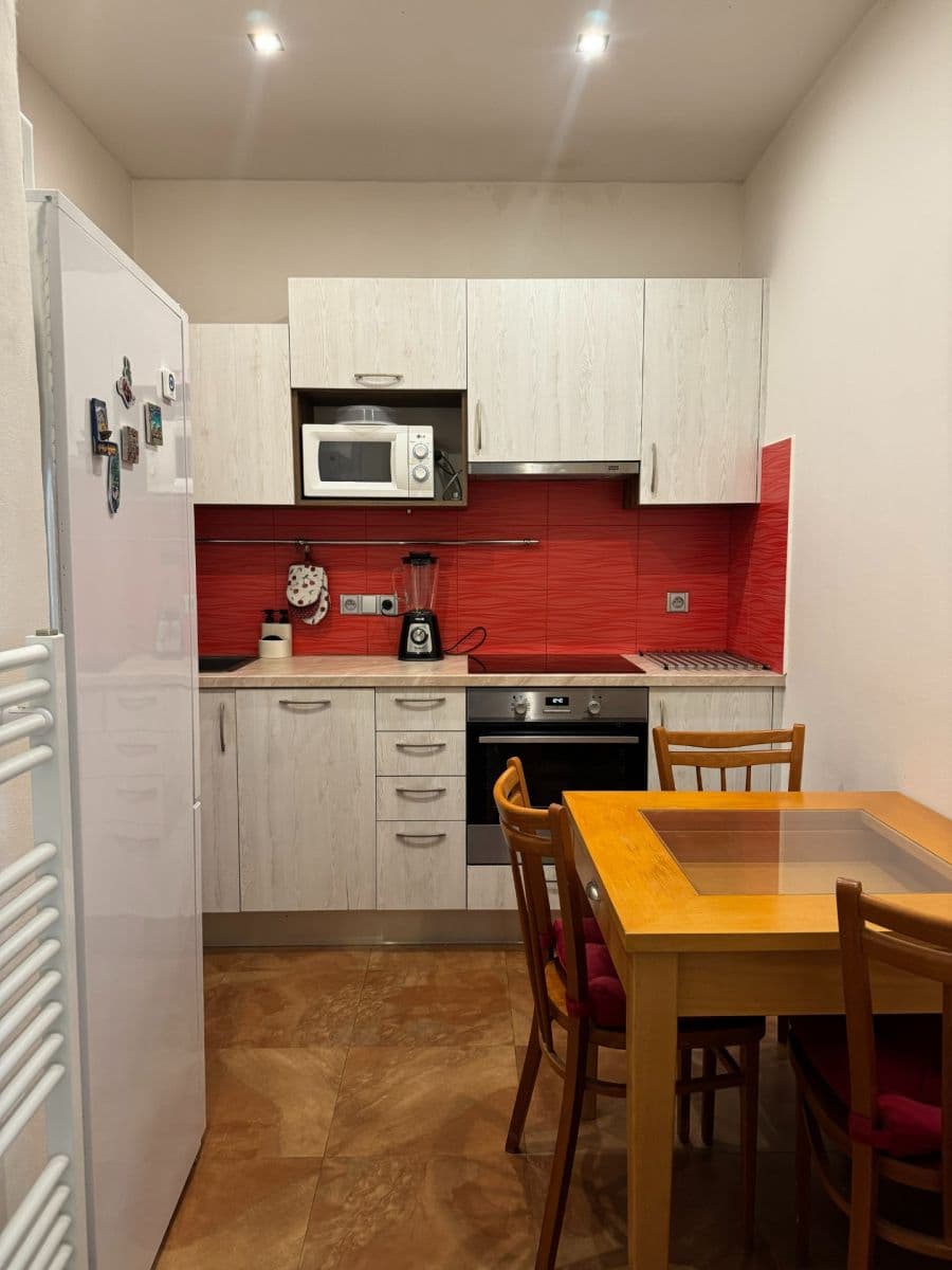 Pronájem bytu 3+1 75 m², Sudoměřská, Praha, Praha Pronájem bytu 3+1 75 m², Sudoměřská, Praha, Praha
