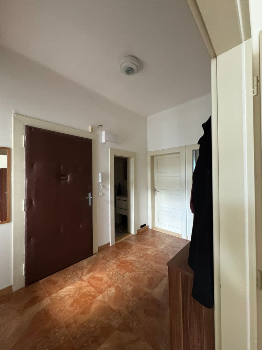 Pronájem bytu 3+1 75 m², Sudoměřská, Praha, Praha Pronájem bytu 3+1 75 m², Sudoměřská, Praha, Praha