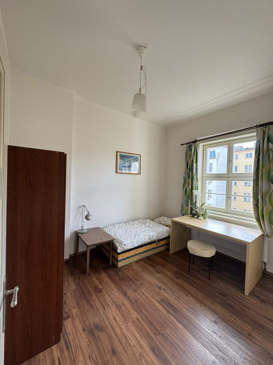 Pronájem bytu 3+1 75 m², Sudoměřská, Praha, Praha Pronájem bytu 3+1 75 m², Sudoměřská, Praha, Praha