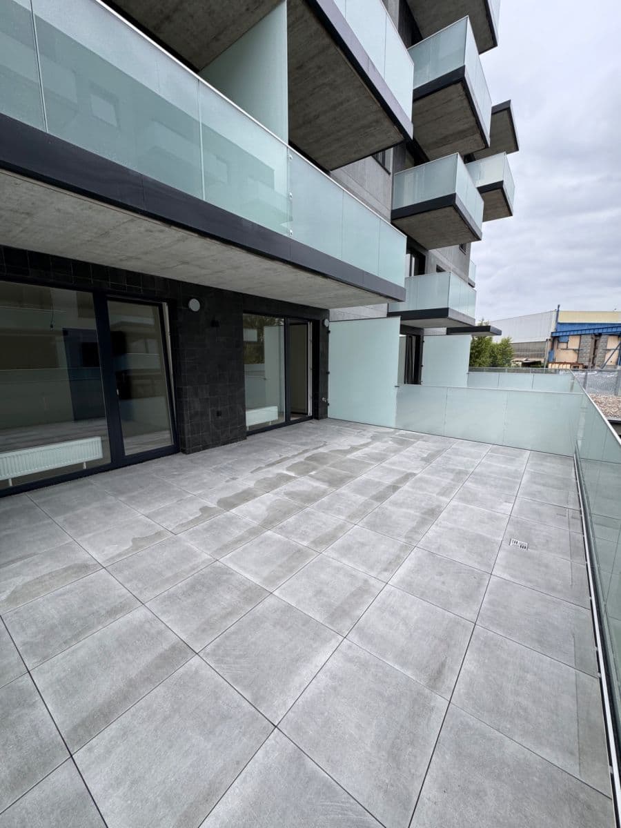 Pronájem bytu 2+kk 56 m², Čakovická, Praha, Praha Pronájem bytu 2+kk 56 m², Čakovická, Praha, Praha