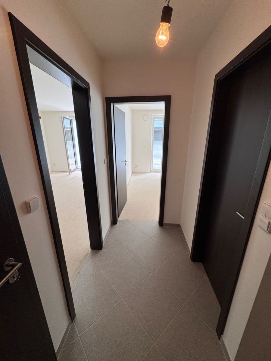 Pronájem bytu 2+kk 56 m², Čakovická, Praha, Praha Pronájem bytu 2+kk 56 m², Čakovická, Praha, Praha