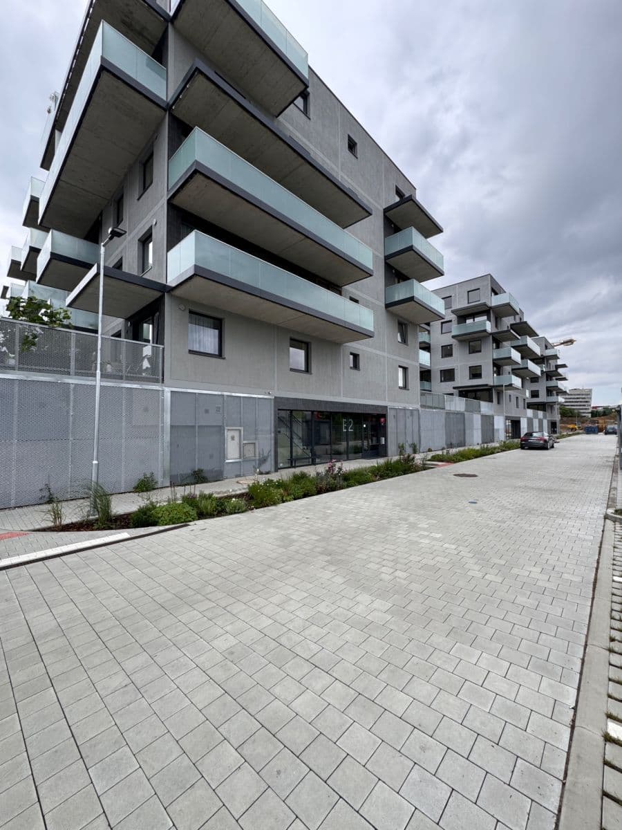 Pronájem bytu 2+kk 56 m², Čakovická, Praha, Praha Pronájem bytu 2+kk 56 m², Čakovická, Praha, Praha