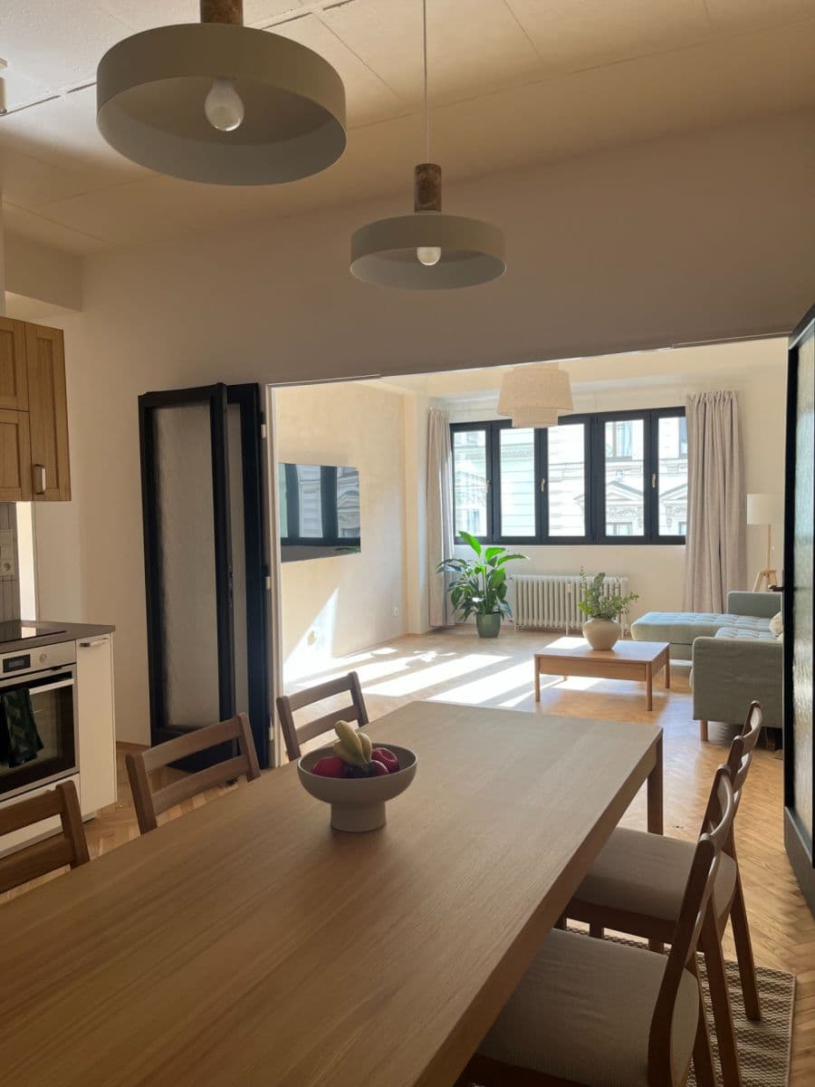 Pronájem bytu 5+kk 110 m², Hálkova, Praha, Praha Pronájem bytu 5+kk 110 m², Hálkova, Praha, Praha