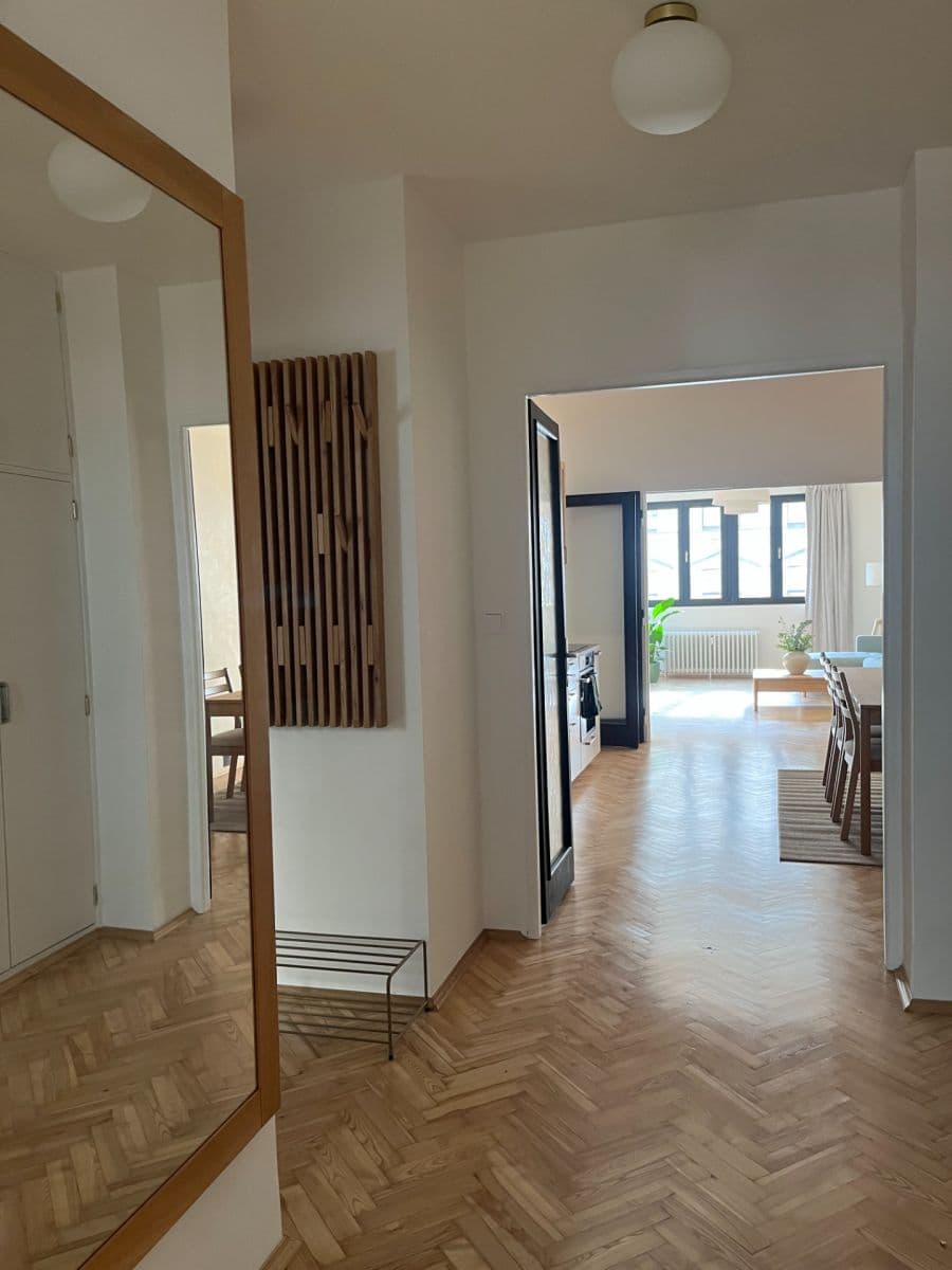 Pronájem bytu 5+kk 110 m², Hálkova, Praha, Praha Pronájem bytu 5+kk 110 m², Hálkova, Praha, Praha