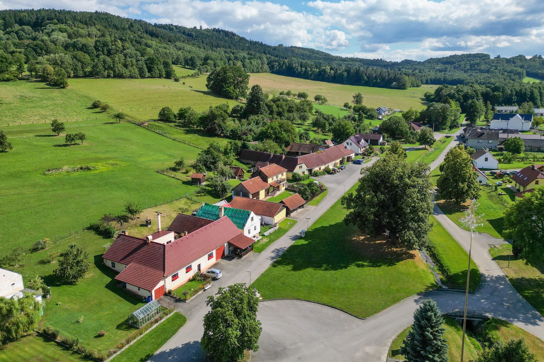 Prodej chaty, chalupy 124 m², pozemek 251 m², Mičovice, Jihočeský kraj Prodej chaty, chalupy 124 m², pozemek 251 m², Mičovice, Jihočeský kraj