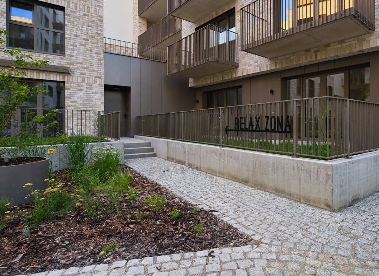 Pronájem bytu 1+kk 32 m², Bratislavská, Brno, Jihomoravský kraj Pronájem bytu 1+kk 32 m², Bratislavská, Brno, Jihomoravský kraj