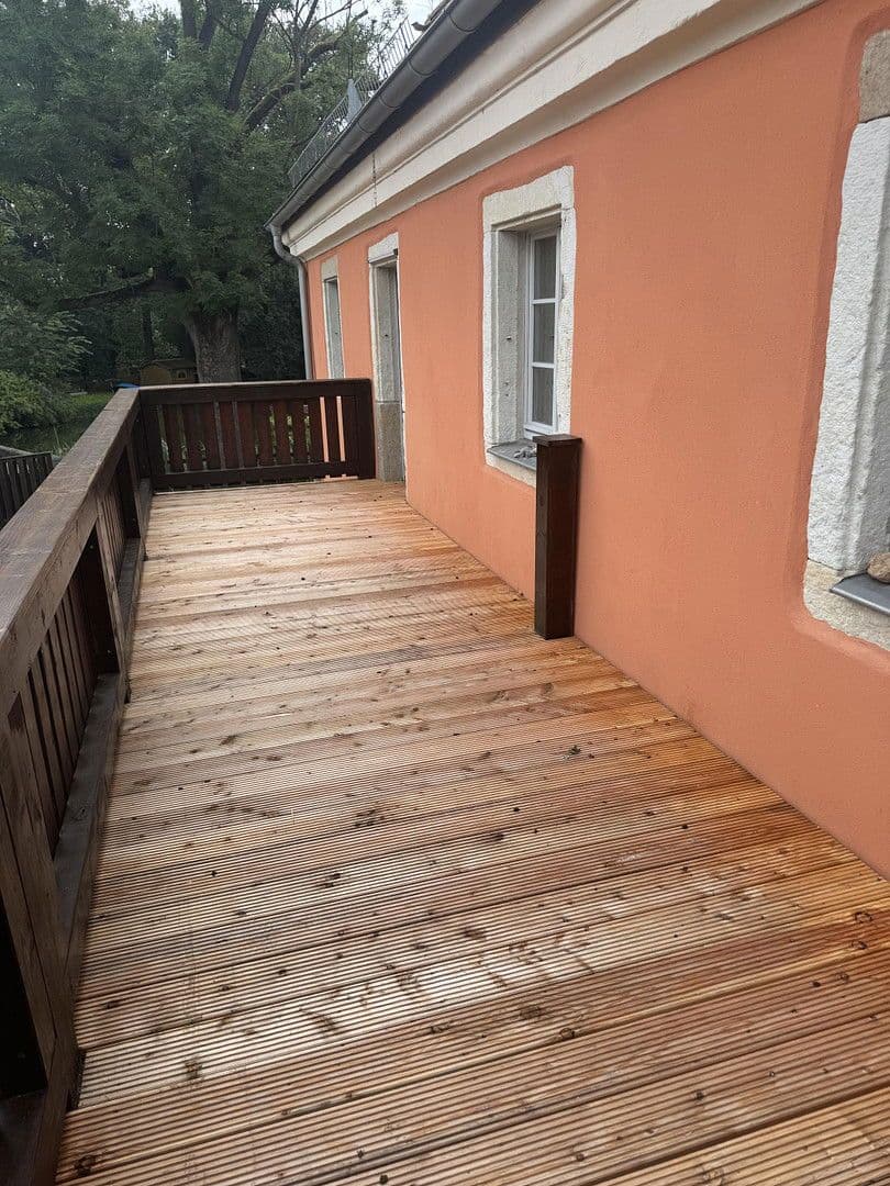 Pronájem bytu 4+1 184 m², Meiereiweg 21, Pirna, Sasko Pronájem bytu 4+1 184 m², Meiereiweg 21, Pirna, Sasko