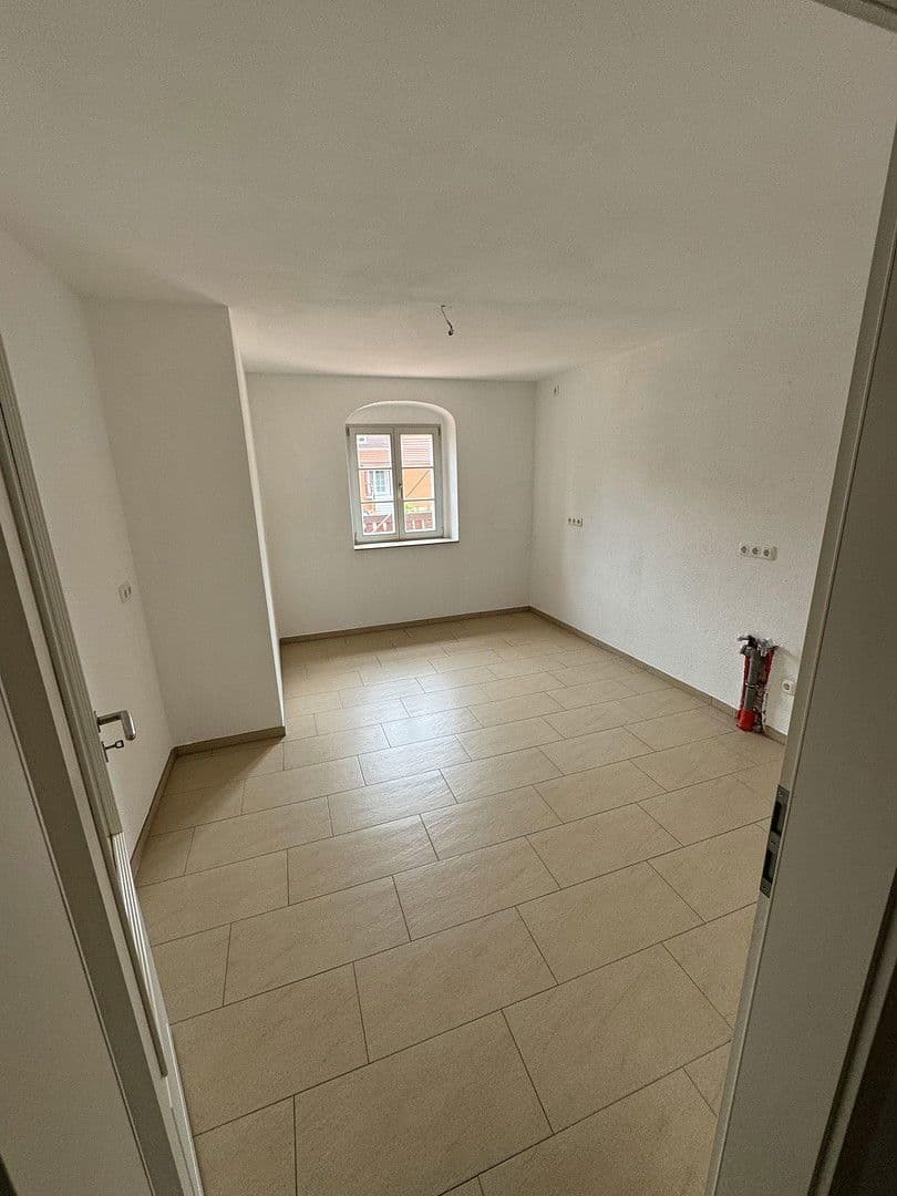 Pronájem bytu 4+1 184 m², Meiereiweg 21, Pirna, Sasko Pronájem bytu 4+1 184 m², Meiereiweg 21, Pirna, Sasko