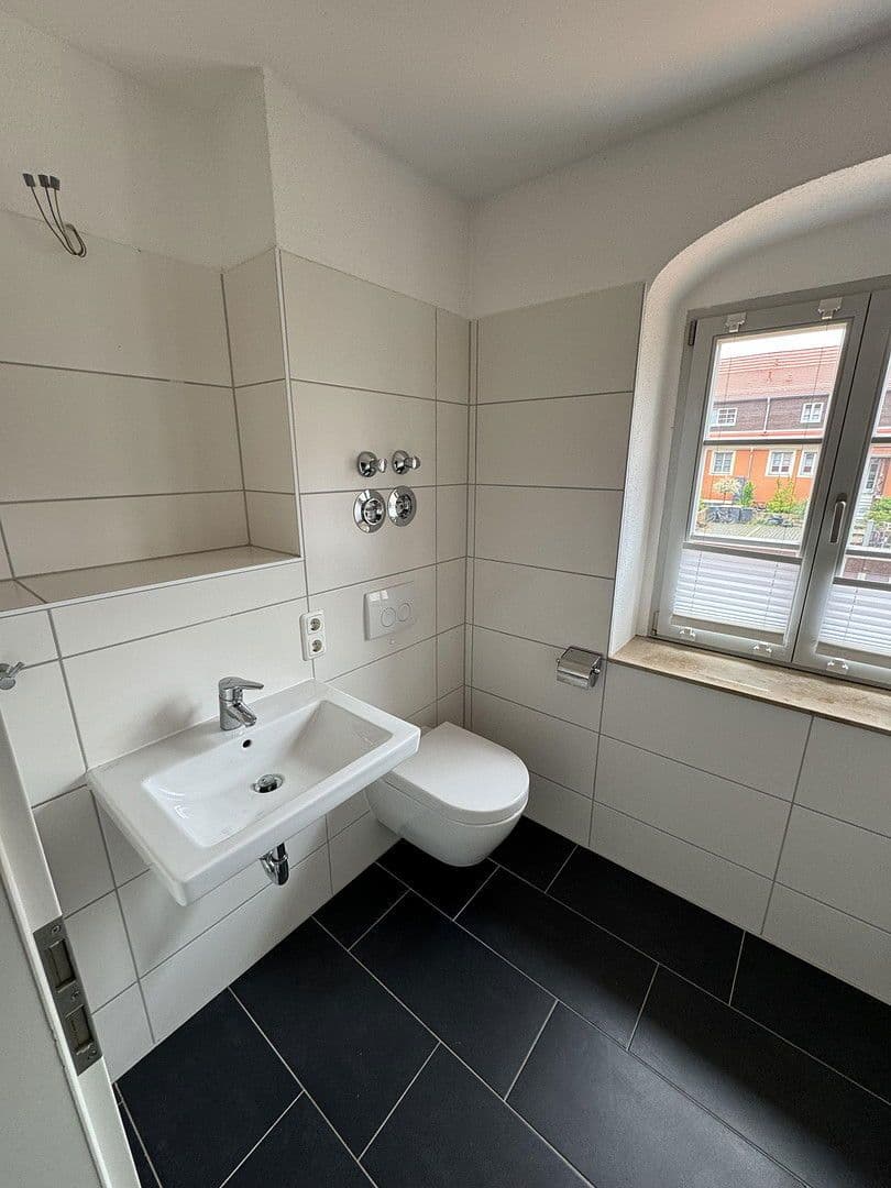 Pronájem bytu 4+1 184 m², Meiereiweg 21, Pirna, Sasko Pronájem bytu 4+1 184 m², Meiereiweg 21, Pirna, Sasko