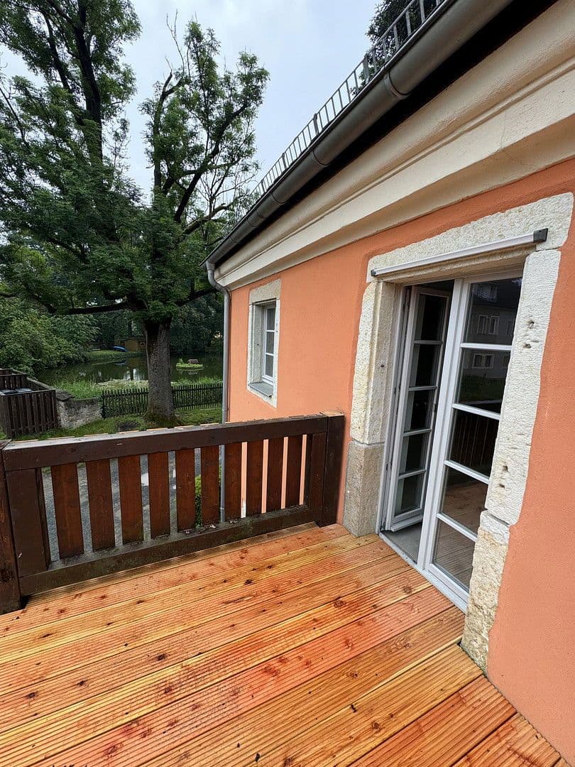 Pronájem bytu 4+1 184 m², Meiereiweg 21, Pirna, Sasko Pronájem bytu 4+1 184 m², Meiereiweg 21, Pirna, Sasko