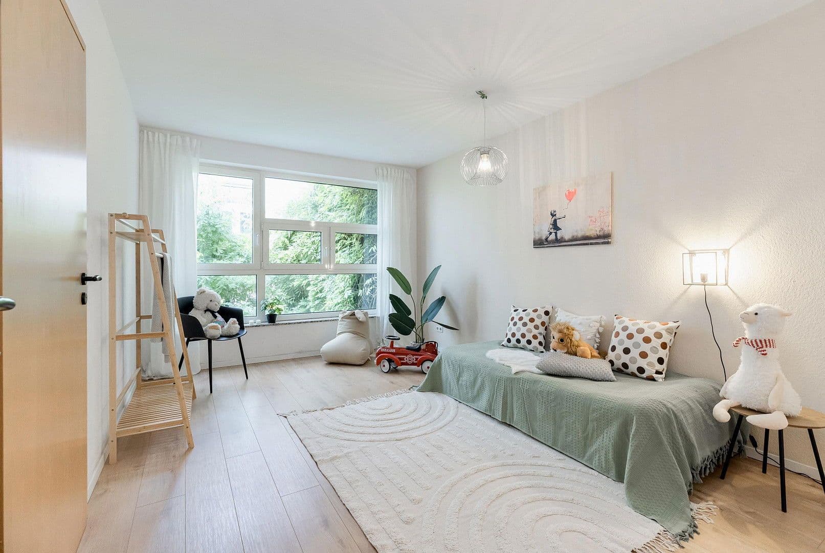 Prodej bytu 4+1 140 m², Offenbach, Hessen Prodej bytu 4+1 140 m², Offenbach, Hessen