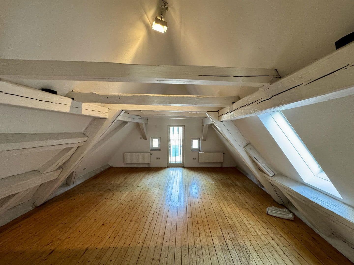 Prodej domu 291 m², pozemek 134 m², Schwäbisch Hall, Bádensko-Württembersko Prodej domu 291 m², pozemek 134 m², Schwäbisch Hall, Bádensko-Württembersko