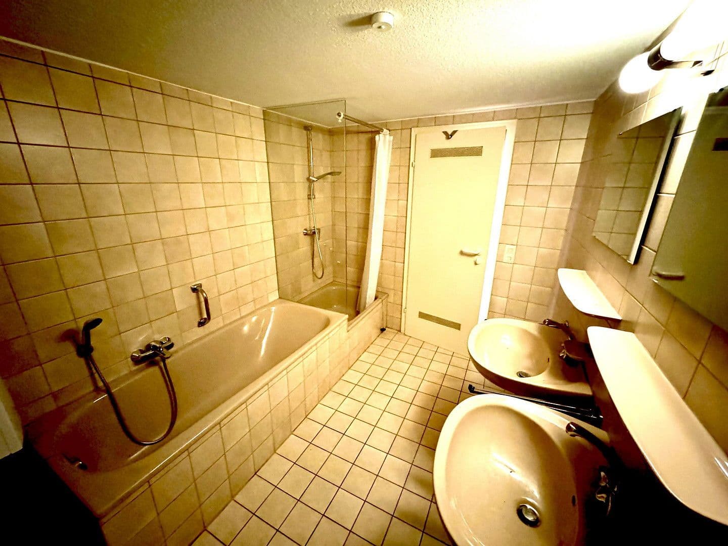 Prodej domu 291 m², pozemek 134 m², Schwäbisch Hall, Bádensko-Württembersko Prodej domu 291 m², pozemek 134 m², Schwäbisch Hall, Bádensko-Württembersko