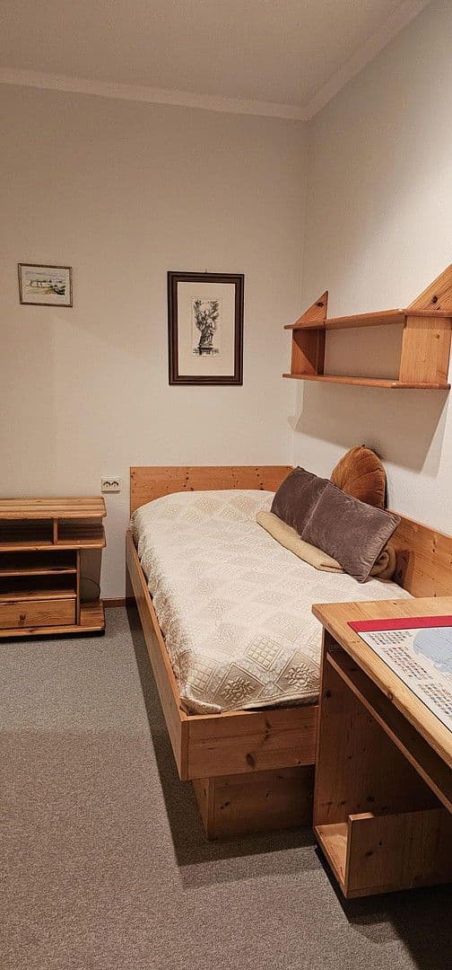 Prodej domu 120 m², pozemek 897 m², Wiener Neustadt, Dolní Rakousko Prodej domu 120 m², pozemek 897 m², Wiener Neustadt, Dolní Rakousko