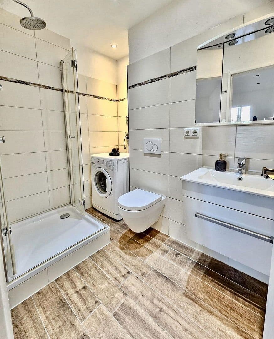 Prodej bytu 2+1 61 m², Frankfurt, Hessen Prodej bytu 2+1 61 m², Frankfurt, Hessen