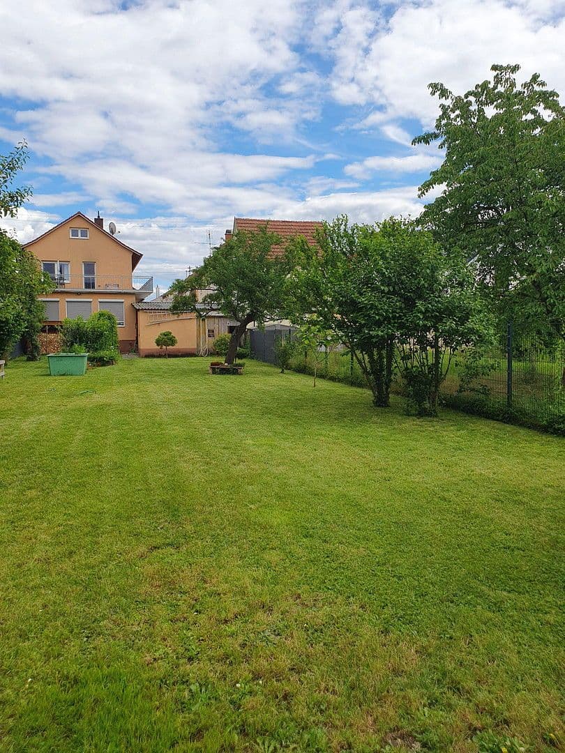 Prodej domu 250 m², pozemek 870 m², Leimersheim, Porýní-Falc Prodej domu 250 m², pozemek 870 m², Leimersheim, Porýní-Falc