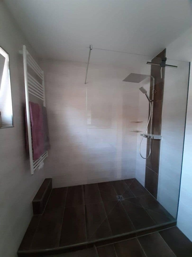 Prodej domu 250 m², pozemek 870 m², Leimersheim, Porýní-Falc Prodej domu 250 m², pozemek 870 m², Leimersheim, Porýní-Falc