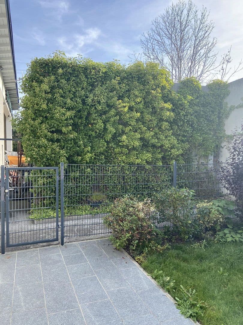 Prodej nebytového prostoru 500 m², Am Römerfeld 6, Hof bei Salzburg, Salcbursko Prodej nebytového prostoru 500 m², Am Römerfeld 6, Hof bei Salzburg, Salcbursko