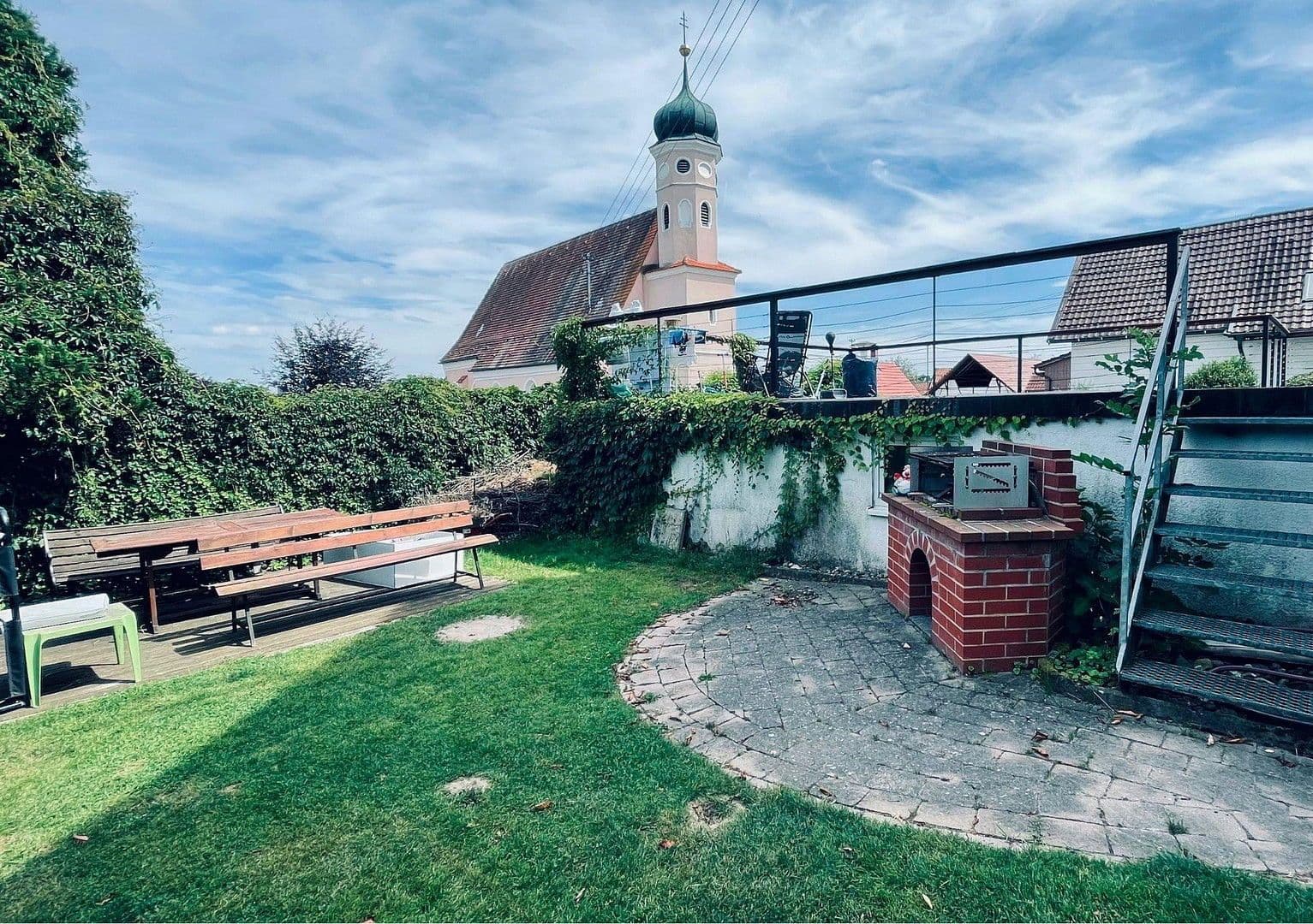 Pronájem bytu 2+1 30 m², Kapellenweg 4, Weißenhorn, Bavorsko Pronájem bytu 2+1 30 m², Kapellenweg 4, Weißenhorn, Bavorsko