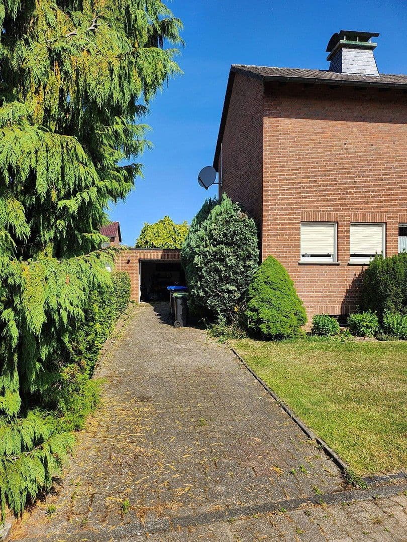 Prodej domu 120 m², pozemek 541 m², Danziger Str. 7, Selm, Severní Porýní-Vestfálsko Prodej domu 120 m², pozemek 541 m², Danziger Str. 7, Selm, Severní Porýní-Vestfálsko