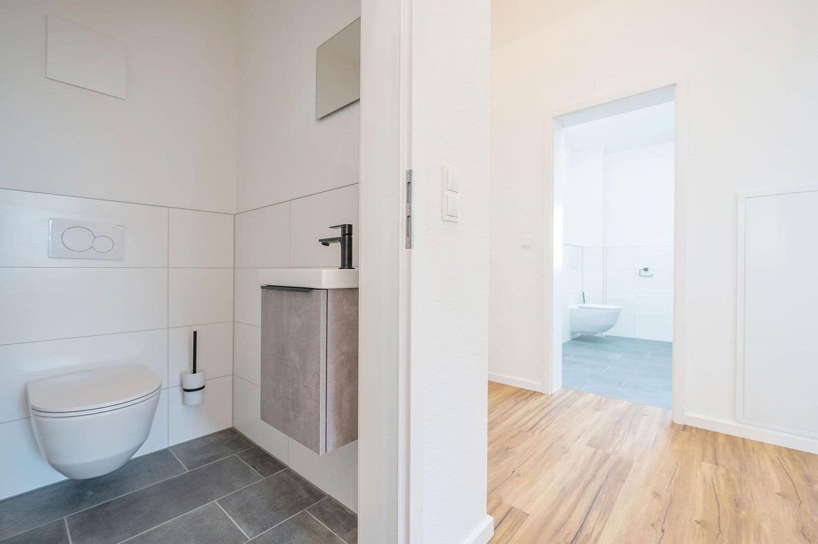 Pronájem bytu 4+1 74 m², Hutthurm, Bavorsko Pronájem bytu 4+1 74 m², Hutthurm, Bavorsko