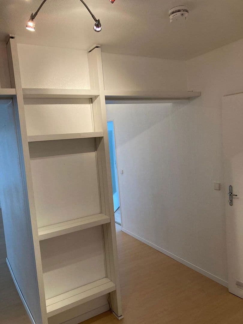 Pronájem bytu 4+1 120 m², Wurmbergstraße 13, Sindelfingen, Bádensko-Württembersko Pronájem bytu 4+1 120 m², Wurmbergstraße 13, Sindelfingen, Bádensko-Württembersko
