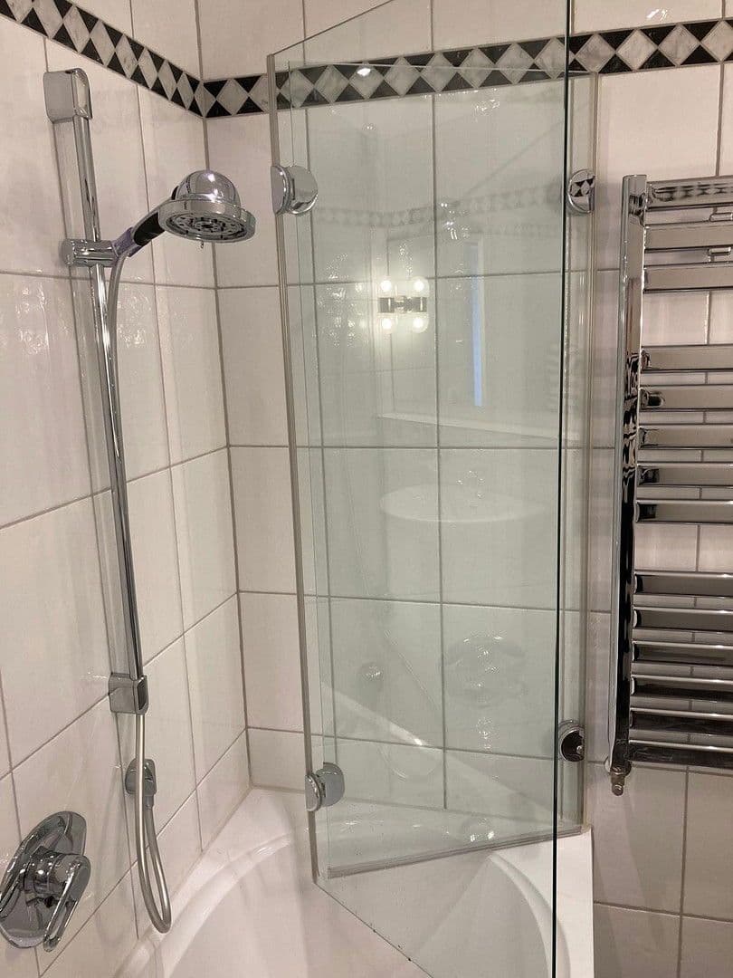 Pronájem bytu 4+1 120 m², Wurmbergstraße 13, Sindelfingen, Bádensko-Württembersko Pronájem bytu 4+1 120 m², Wurmbergstraße 13, Sindelfingen, Bádensko-Württembersko