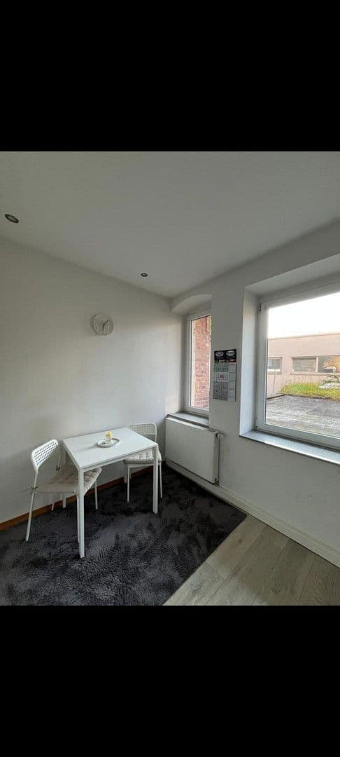 Pronájem bytu 3+1 60 m², Kassel, Hessen Pronájem bytu 3+1 60 m², Kassel, Hessen