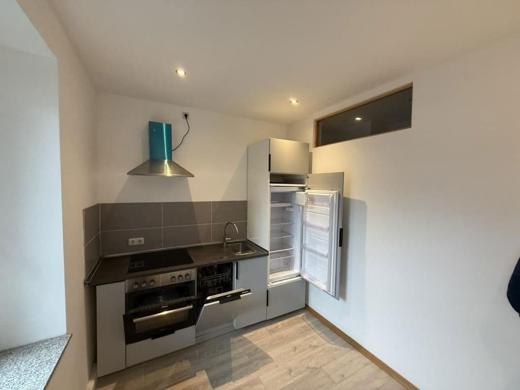 Pronájem bytu 3+1 60 m², Kassel, Hessen Pronájem bytu 3+1 60 m², Kassel, Hessen