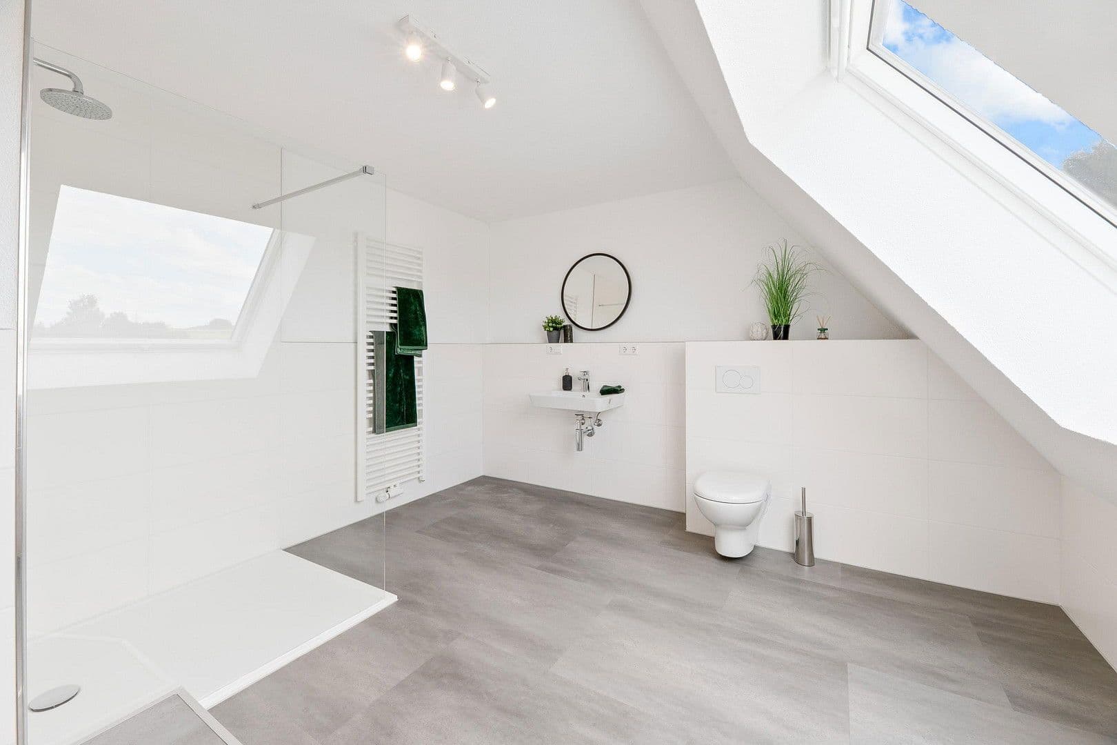 Prodej domu 133 m², pozemek 228 m², Pfaffenhofen an der Roth, Bavorsko Prodej domu 133 m², pozemek 228 m², Pfaffenhofen an der Roth, Bavorsko