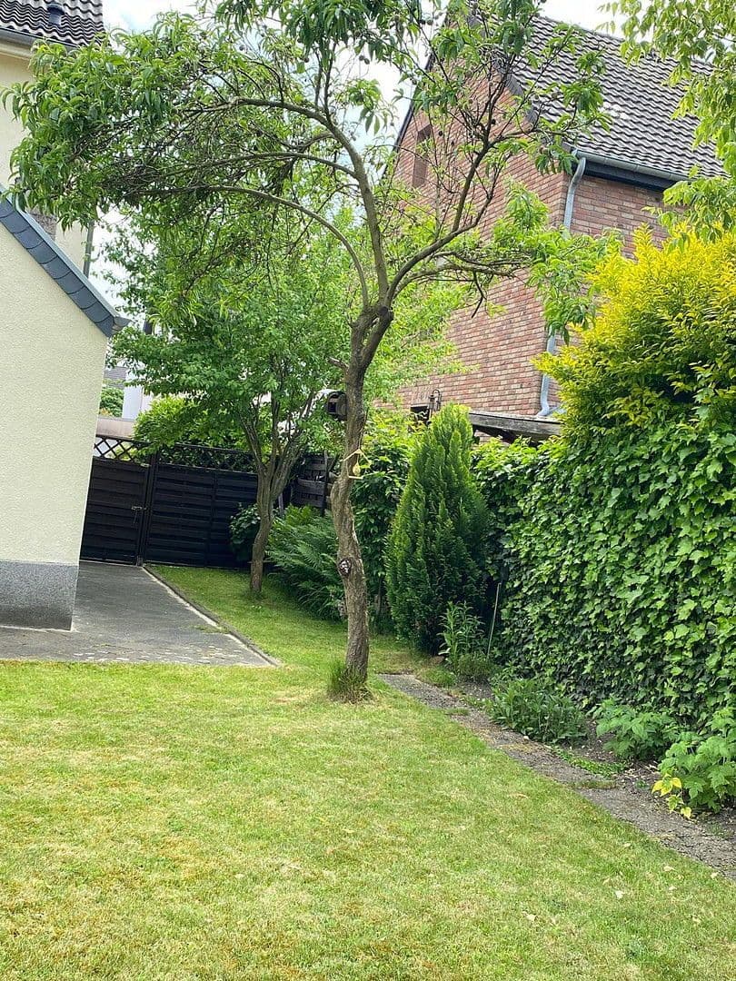 Prodej domu 130 m², pozemek 291 m², Falkenstr. 9, Mönchengladbach, Severní Porýní-Vestfálsko Prodej domu 130 m², pozemek 291 m², Falkenstr. 9, Mönchengladbach, Severní Porýní-Vestfálsko