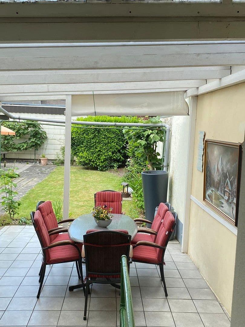 Prodej domu 130 m², pozemek 291 m², Falkenstr. 9, Mönchengladbach, Severní Porýní-Vestfálsko Prodej domu 130 m², pozemek 291 m², Falkenstr. 9, Mönchengladbach, Severní Porýní-Vestfálsko