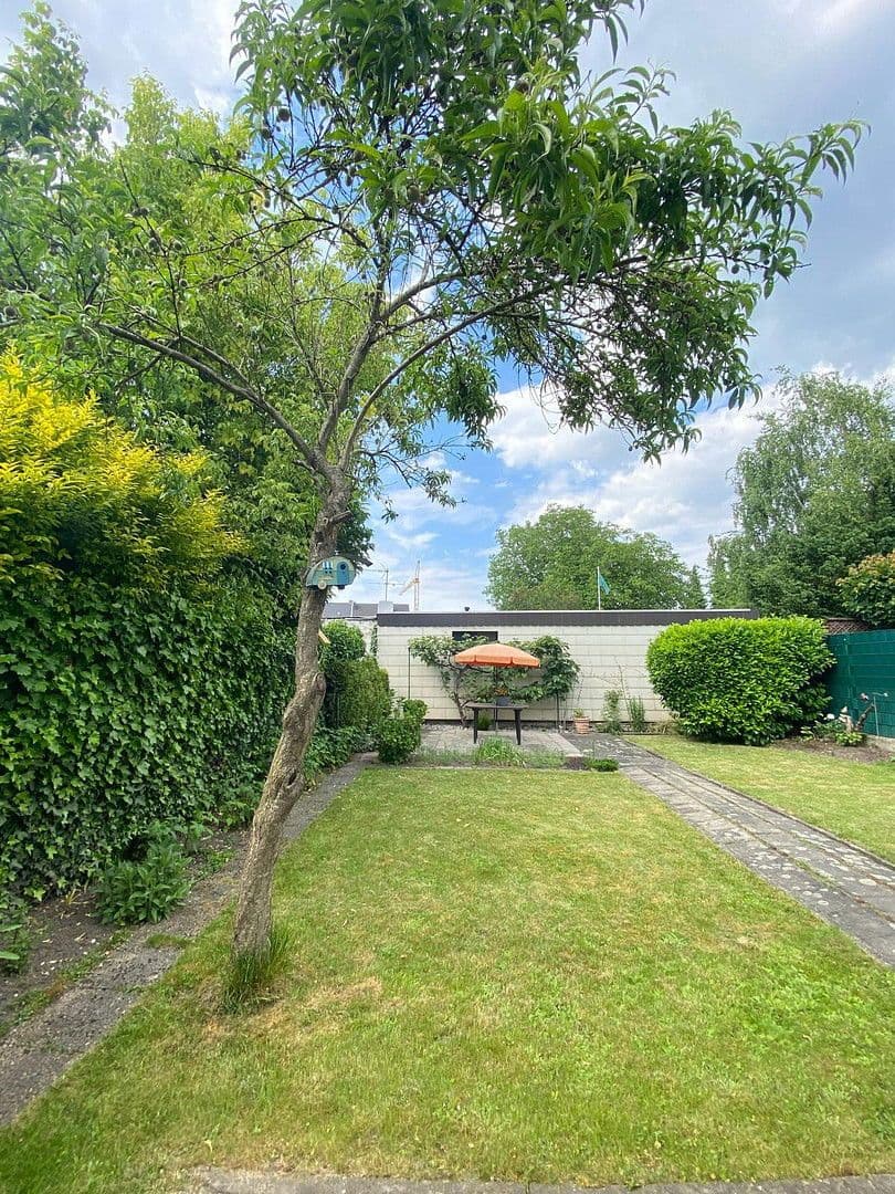 Prodej domu 130 m², pozemek 291 m², Falkenstr. 9, Mönchengladbach, Severní Porýní-Vestfálsko Prodej domu 130 m², pozemek 291 m², Falkenstr. 9, Mönchengladbach, Severní Porýní-Vestfálsko