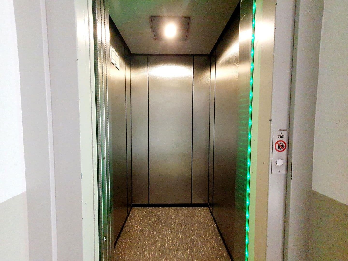 Prodej bytu 4+1 100 m², Mühlenstraße 17, Saarbrücken, Země Sársko Prodej bytu 4+1 100 m², Mühlenstraße 17, Saarbrücken, Země Sársko