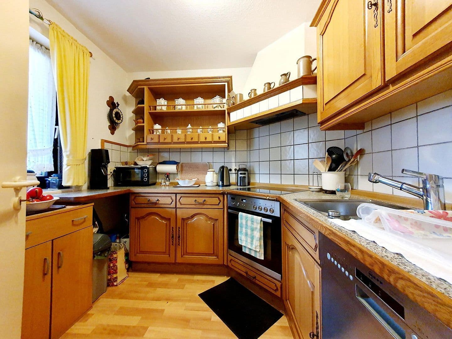 Prodej bytu 4+1 100 m², Mühlenstraße 17, Saarbrücken, Země Sársko Prodej bytu 4+1 100 m², Mühlenstraße 17, Saarbrücken, Země Sársko