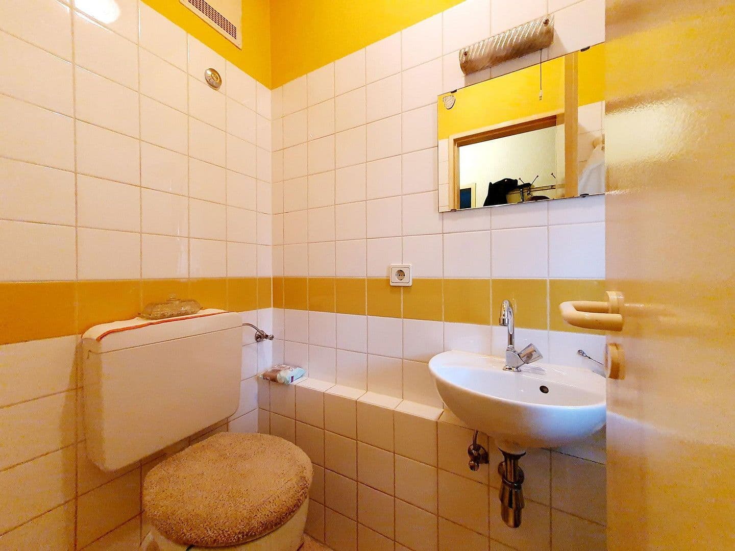 Prodej bytu 4+1 100 m², Mühlenstraße 17, Saarbrücken, Země Sársko Prodej bytu 4+1 100 m², Mühlenstraße 17, Saarbrücken, Země Sársko