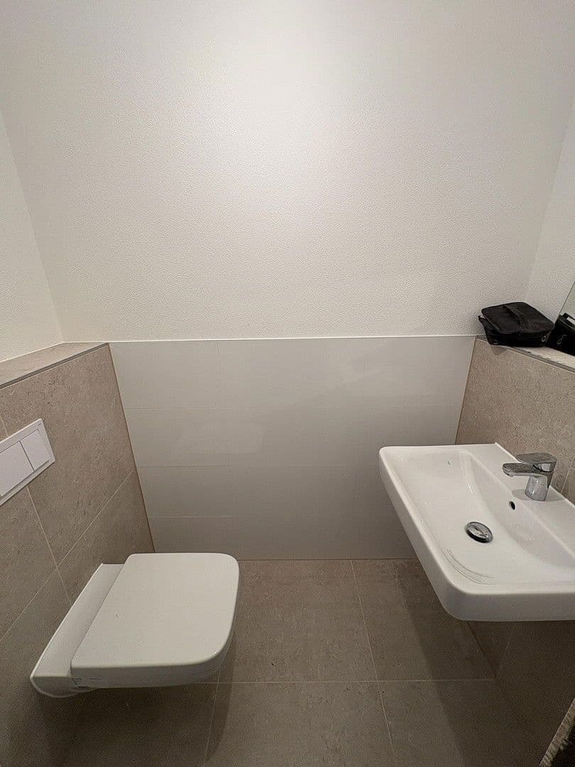 Pronájem bytu 5+kk 129 m², Feilbingert, Porýní-Falc Pronájem bytu 5+kk 129 m², Feilbingert, Porýní-Falc