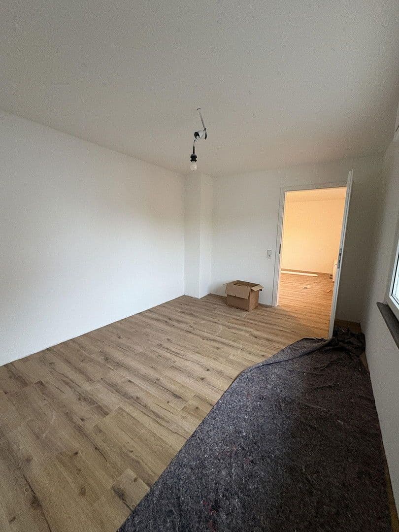 Pronájem bytu 5+kk 129 m², Feilbingert, Porýní-Falc Pronájem bytu 5+kk 129 m², Feilbingert, Porýní-Falc