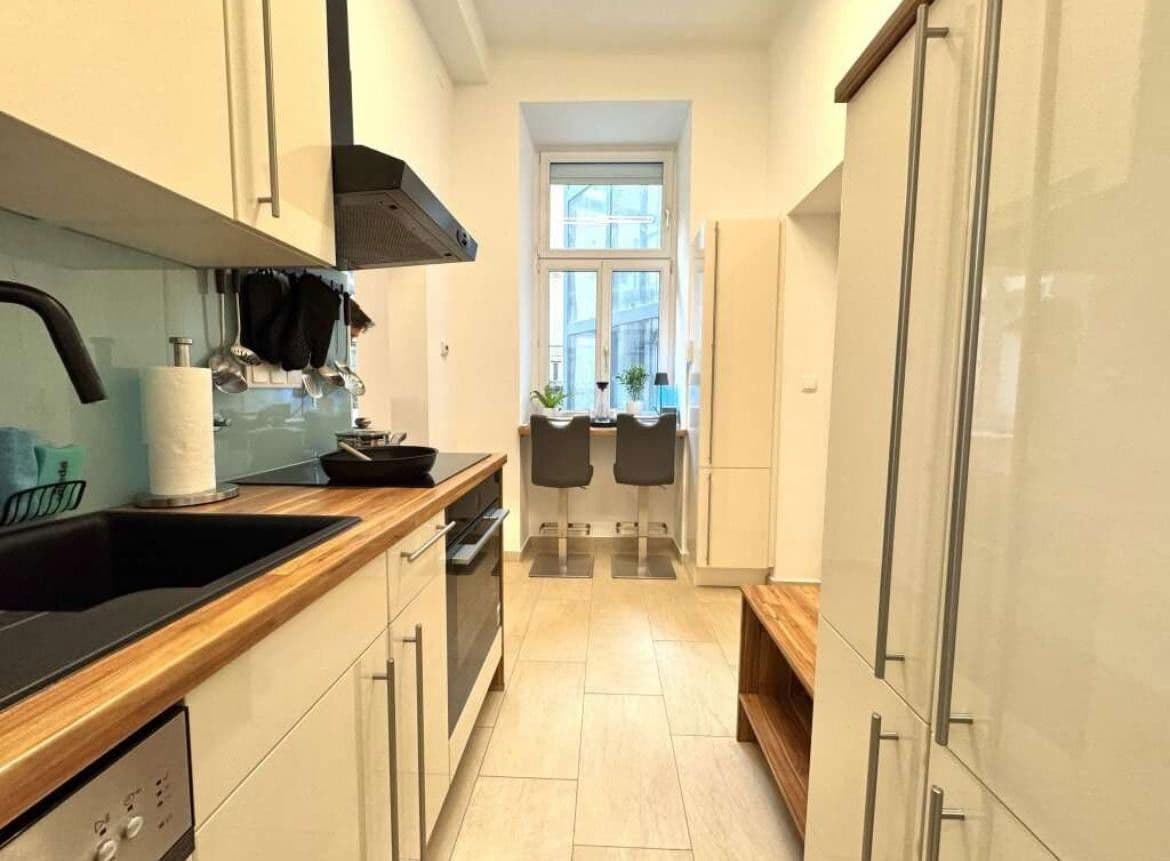 Prodej bytu 1+1 33 m², Schallergasse 19, Wien, Wien Prodej bytu 1+1 33 m², Schallergasse 19, Wien, Wien