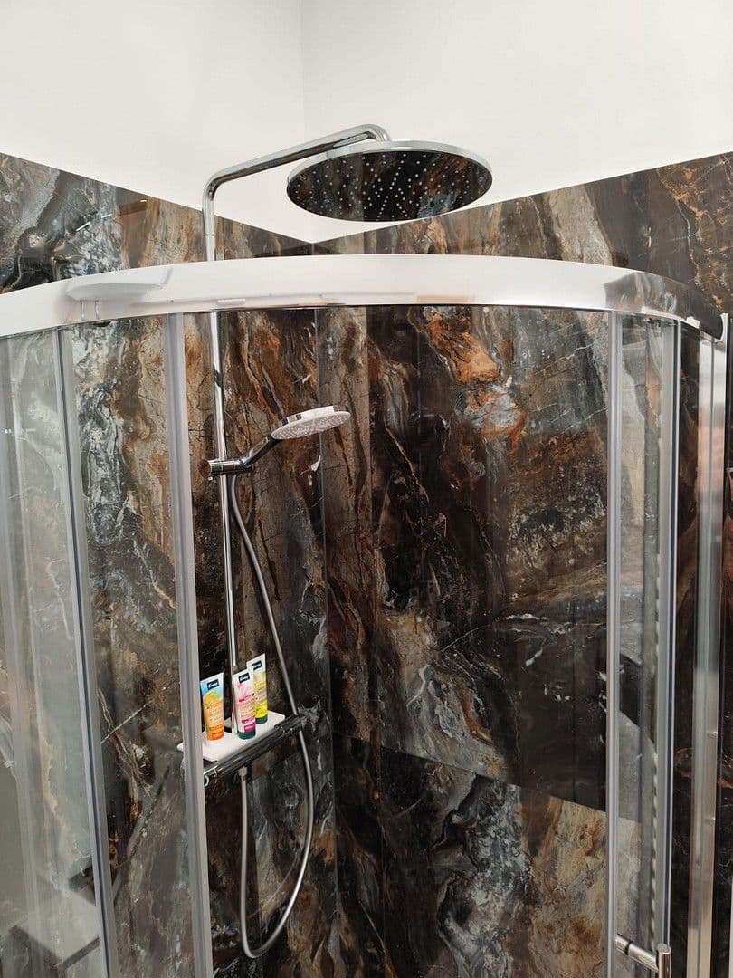 Prodej bytu 1+1 33 m², Schallergasse 19, Wien, Wien Prodej bytu 1+1 33 m², Schallergasse 19, Wien, Wien